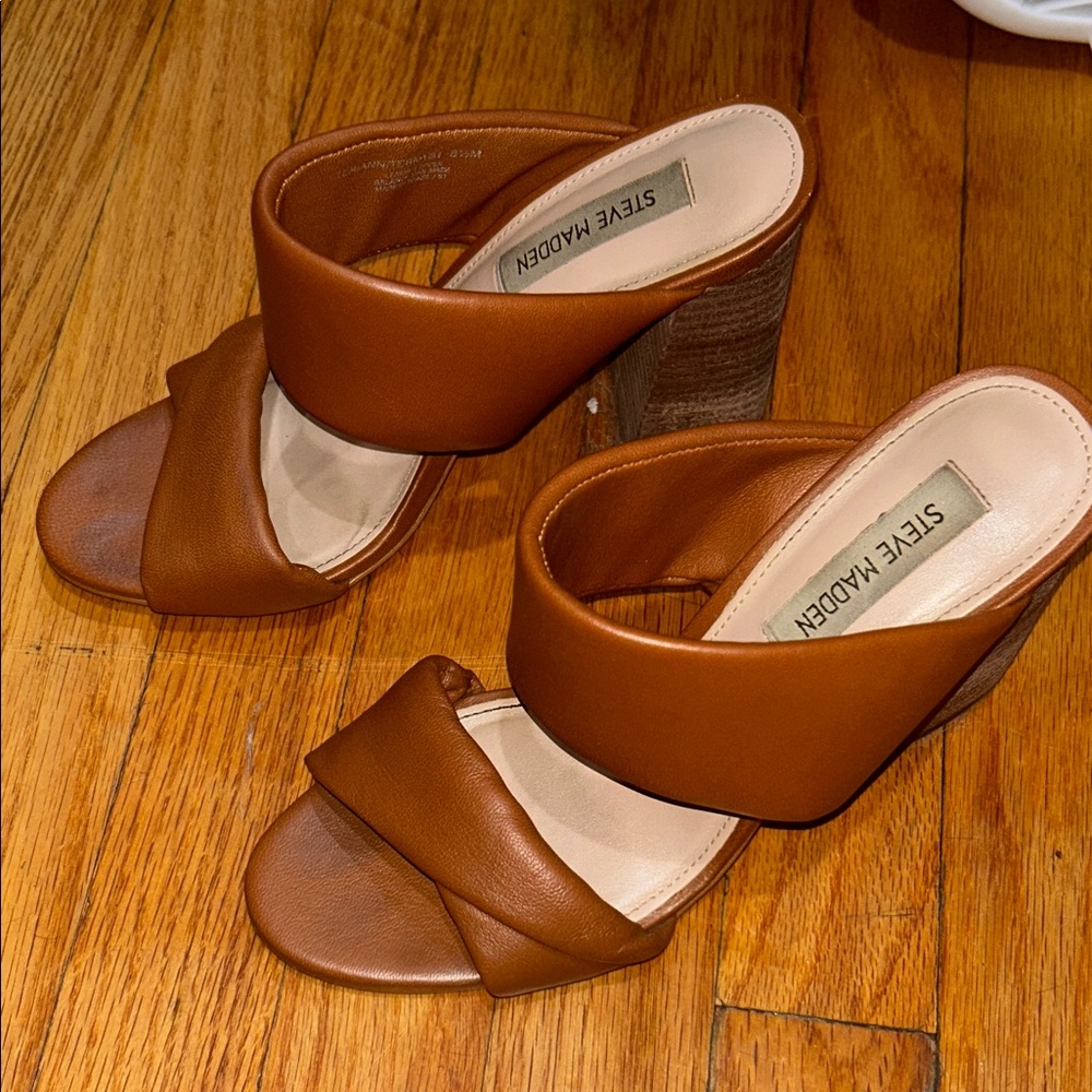 Steve Madden Brown Leather Mules with Block Heel